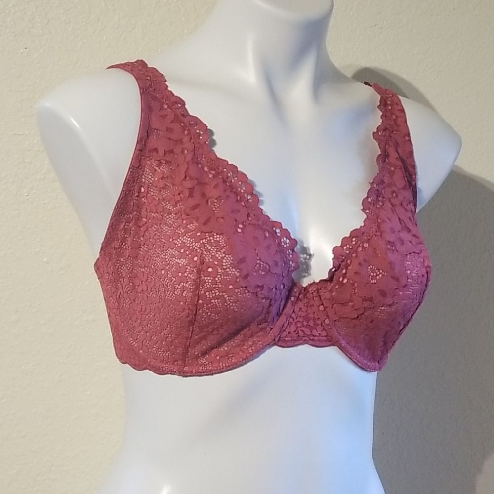 Victoria Secret lace bra 34DDD